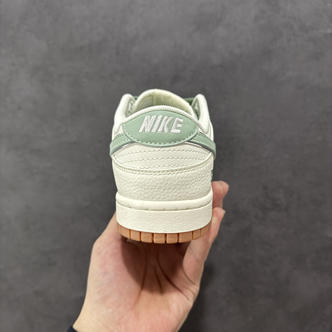 【定制版】Supreme x Nk SB Dunk Low 定制配色Supreme联名 Dunk系列复古低帮休闲百搭板鞋 XF8698-089