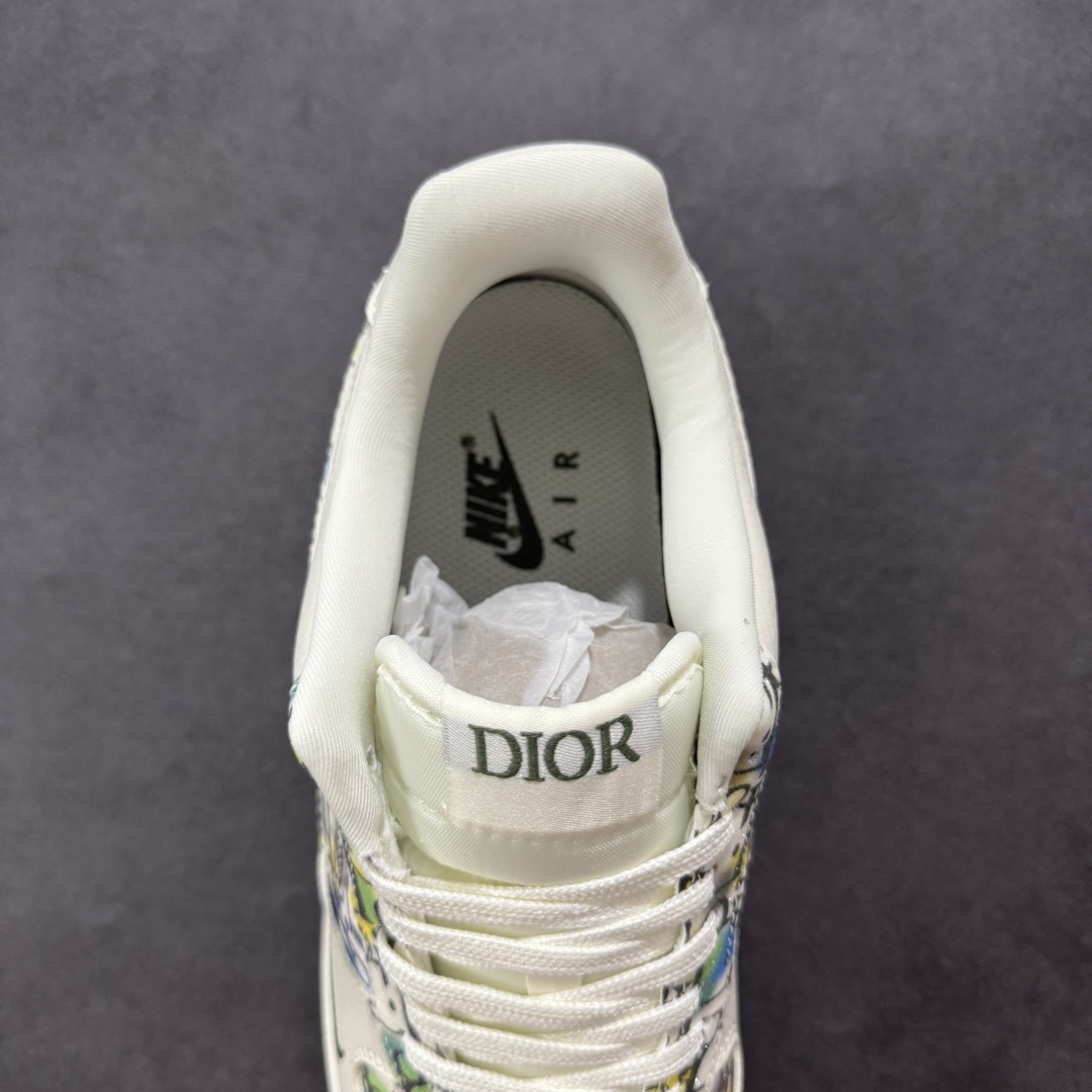 【定制版】海外限量发售！NIke Air Force 1 '07 Low “迪奥联名——米绿插花”空军一号 低帮 DF0188-065