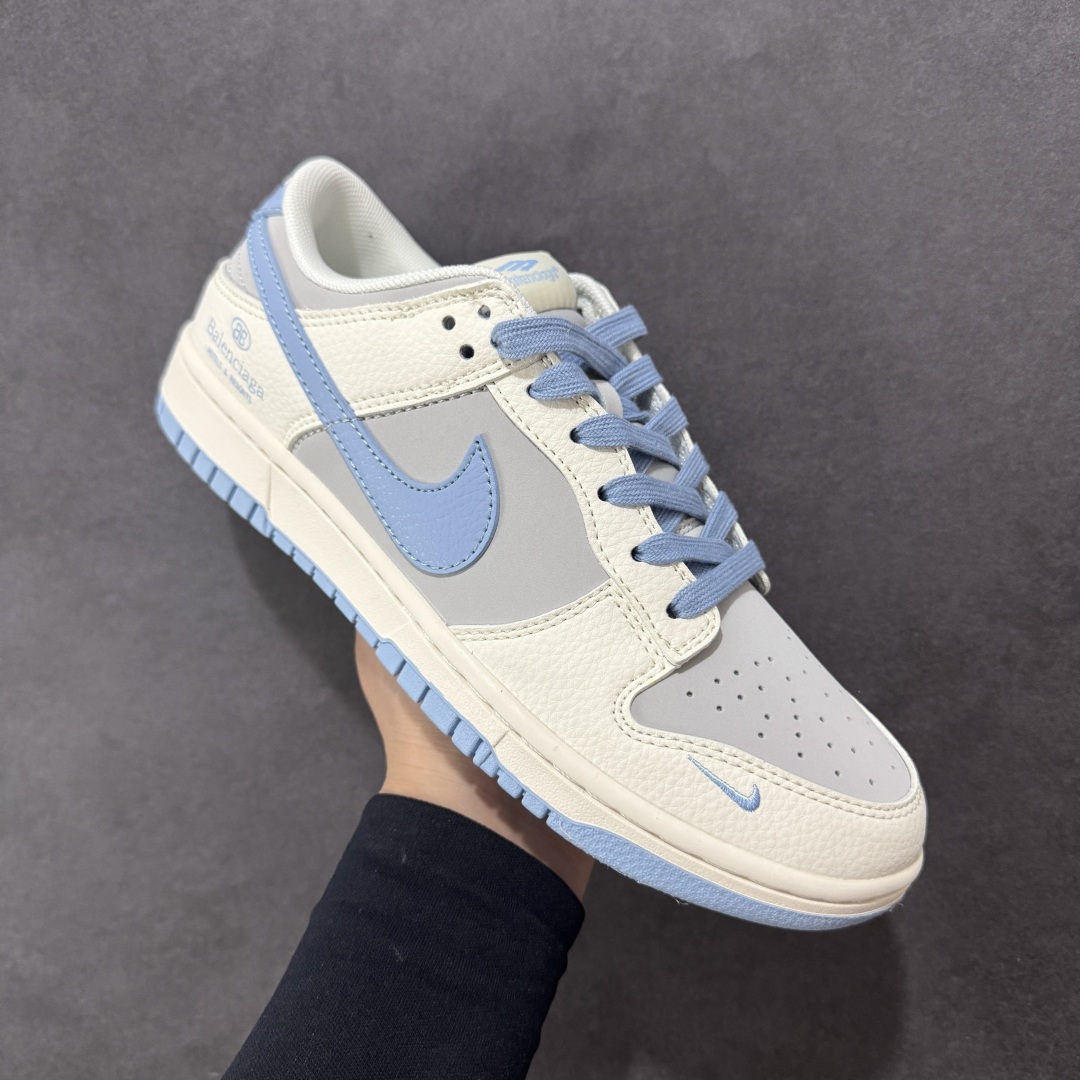 【定制版】Nike SB Dunk Low Balenciaga联名 米浅蓝勾 周年高端定制 低帮休闲板鞋 ZH2598-273