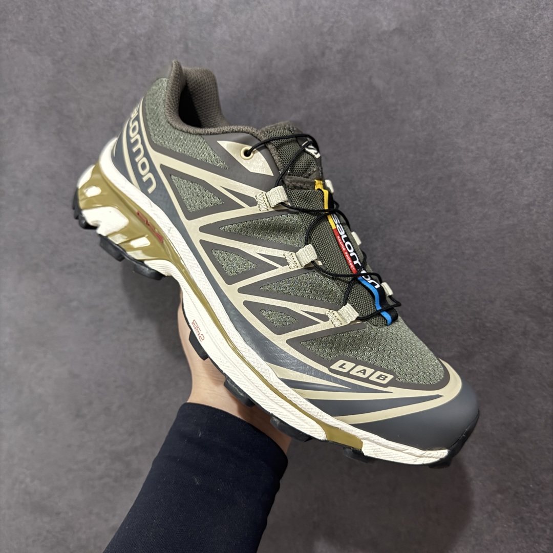 图片[3]-【GQ纯原福利】Salomon 萨洛蒙 XT-6 复古机能户外跑鞋 大厂纯原福利 全码福利清货 品质细节到位 售前售后保障到底💪🏻 这双XT-6 鞋面以锯齿状的包裹系统呈现 在黑色基底之下加入了各种色点缀 内嵌式的袜套设计与 Quicklace 系带系统一道 实现了立体包裹与精准贴合 结合 Contagrip 大底科技 让穿着者可以轻松驾驭户外与通勤下的任何运动生活场景 无缝鞋身户外随意纵横 颜值与脚感兼备 出街通勤 绝对非常吸睛 你值得拥有 尺码：36 36.5 37.5 38 38.5 39 40 40.5 41 42 42.5 43 44 44.5 45-选品中心