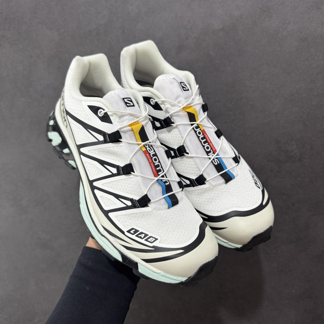 图片[6]-【GQ纯原福利】Salomon 萨洛蒙 XT-6 复古机能户外跑鞋 大厂纯原福利 全码福利清货 品质细节到位 售前售后保障到底💪🏻 这双XT-6 鞋面以锯齿状的包裹系统呈现 在黑色基底之下加入了各种色点缀 内嵌式的袜套设计与 Quicklace 系带系统一道 实现了立体包裹与精准贴合 结合 Contagrip 大底科技 让穿着者可以轻松驾驭户外与通勤下的任何运动生活场景 无缝鞋身户外随意纵横 颜值与脚感兼备 出街通勤 绝对非常吸睛 你值得拥有 尺码：36 36.5 37.5 38 38.5 39 40 40.5 41 42 42.5 43 44 44.5 45-选品中心