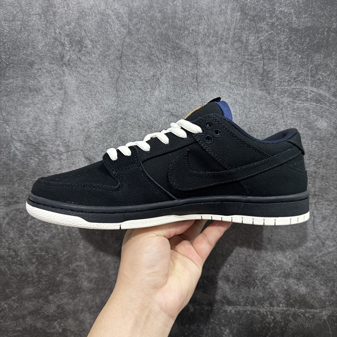  
【纯原版】NIKE SB Dunk Low 全黑帆布
原装头层材料 独家版型蒸餾加工
帶來的是更好的