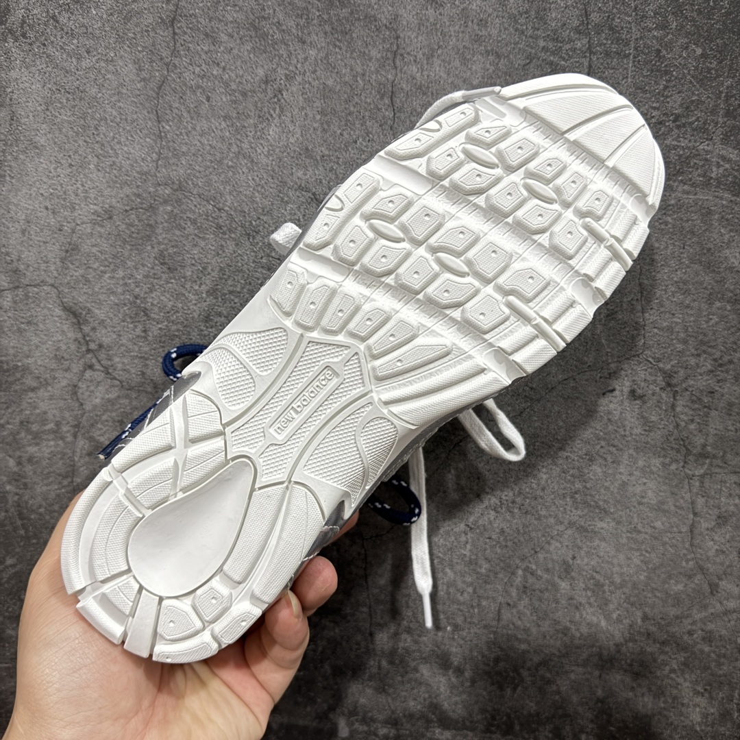 【莞产礼盒版】Miumiu x New Balance NB530 新百伦缪缪联名款复古运动鞋 银色皮面