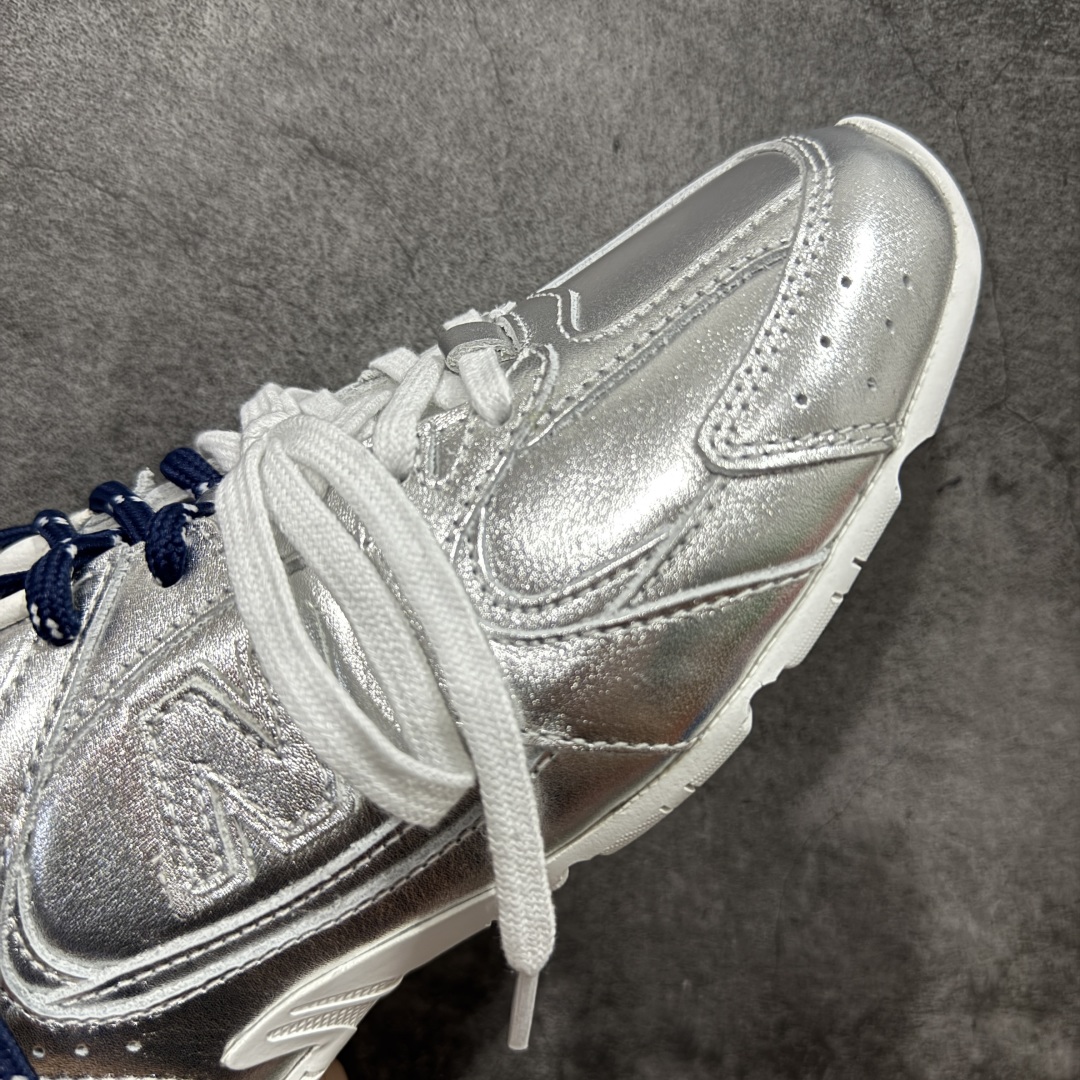 【莞产礼盒版】Miumiu x New Balance NB530 新百伦缪缪联名款复古运动鞋 银色皮面