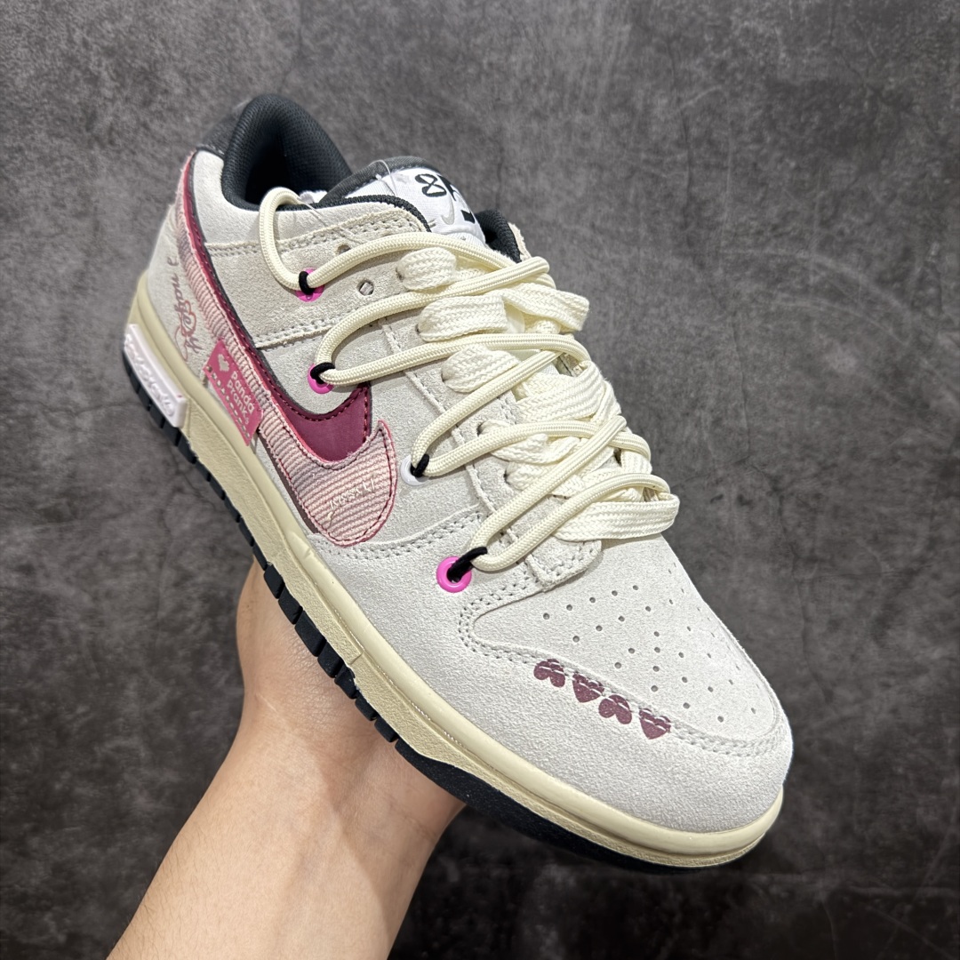  
【FS礼盒版】Nike Dunk Low 熊猫恶作剧-恋语
独家正确版本 原鞋开发 品质、细节 完美