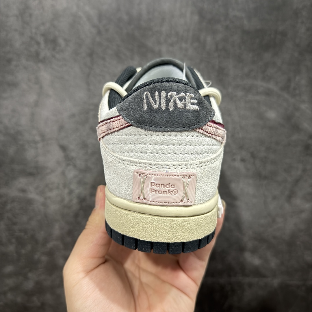  
【FS礼盒版】Nike Dunk Low 熊猫恶作剧-恋语
独家正确版本 原鞋开发 品质、细节 完美