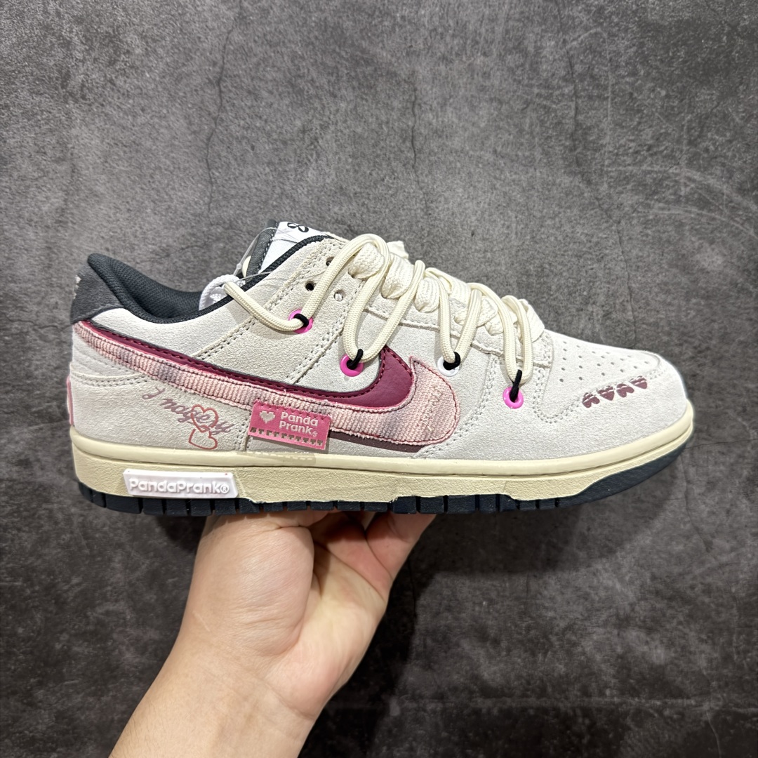  
【FS礼盒版】Nike Dunk Low 熊猫恶作剧-恋语
独家正确版本 原鞋开发 品质、细节 完美