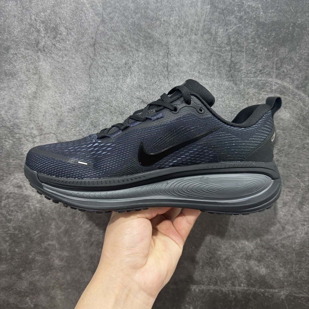 【纯原版】NK Zoom VOMERO 18 轻量跑鞋
耐克网透面气 训跑练步鞋
市面唯一正确组合
