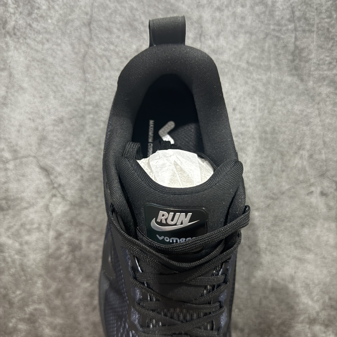 【纯原版】NK Zoom VOMERO 18 轻量跑鞋
耐克网透面气 训跑练步鞋
市面唯一正确组合