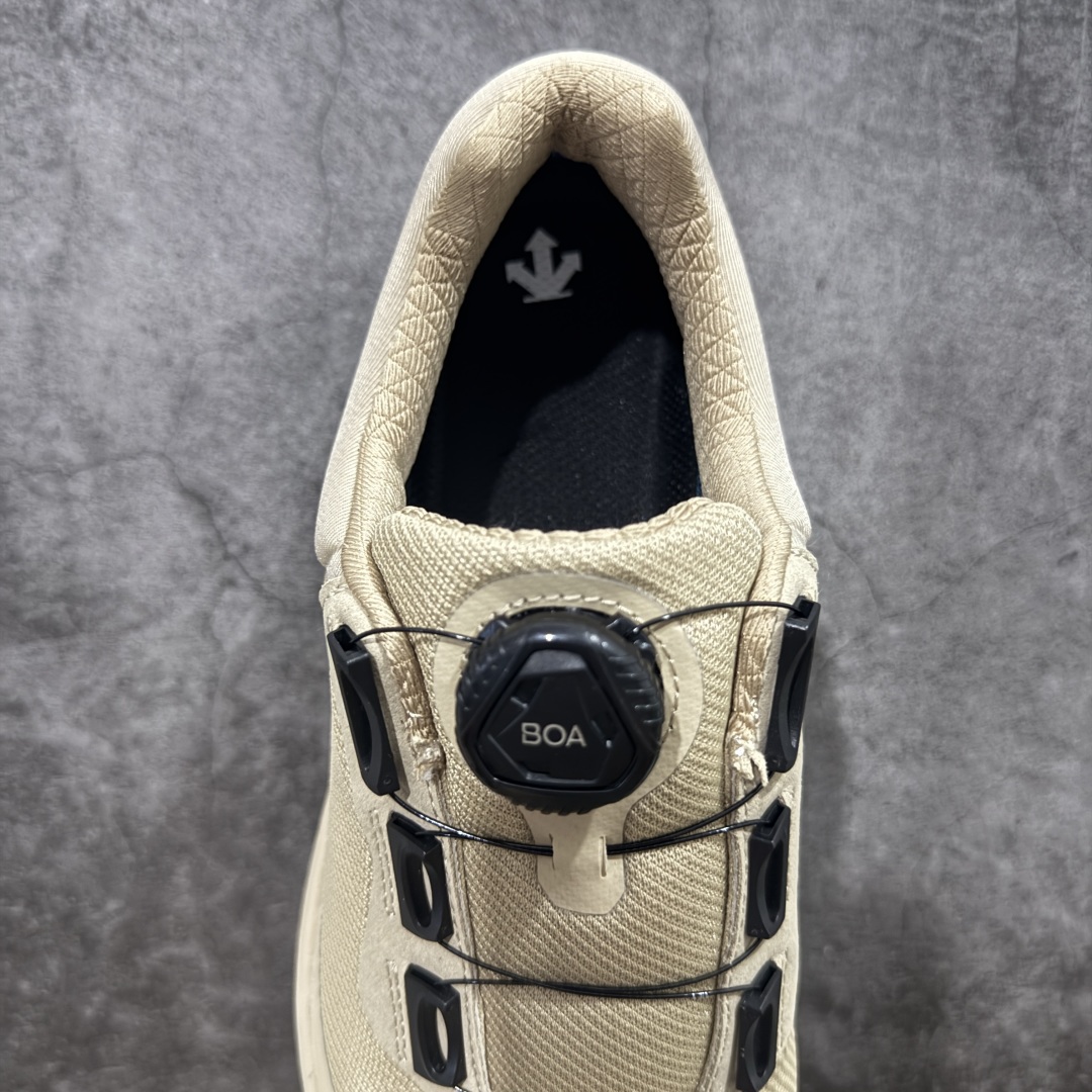 图片[8]-【莞产顶级】迪桑特Descente Running Boa螺丝系带系统 广东大厂出品 99%还原度 独立私模开发，只为真正还原zp 私人定制原版鞋面 舒适透气更好定型 城市通勤/运动健身/轻户外徒步 黑色系潮鞋还有机能风的设计感 原版开发大底，脚感特别轻盈 Boa旋钮式鞋带，穿脱都很方便 尺码：39 40 41 42 43 44 编码：JTC340350-选品中心