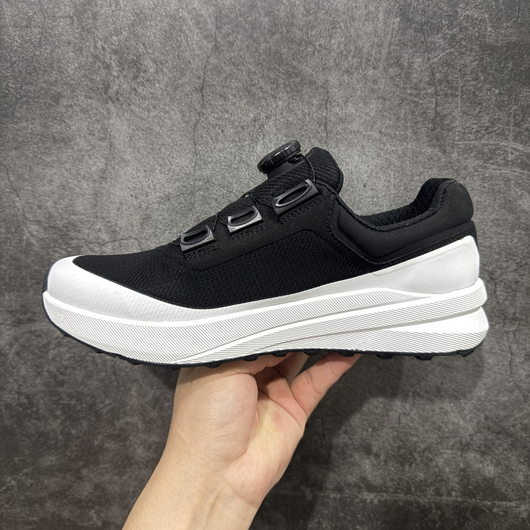 图片[2]-【莞产顶级】迪桑特Descente Running Boa螺丝系带系统 广东大厂出品 99%还原度 独立私模开发，只为真正还原zp 私人定制原版鞋面 舒适透气更好定型 城市通勤/运动健身/轻户外徒步 黑色系潮鞋还有机能风的设计感 原版开发大底，脚感特别轻盈 Boa旋钮式鞋带，穿脱都很方便 尺码：39 40 41 42 43 44 编码：JTC340350-选品中心