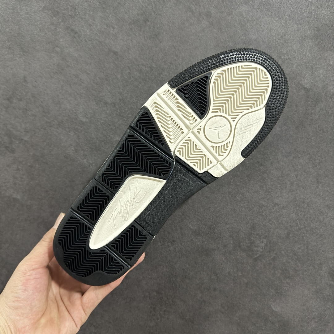 图片[9]-【公司级】Air Jordan 4 Retro Flight Court 低帮 黑白 AJ4 乔丹4代 aj4 乔4 低邦 红色 乔丹篮球鞋系列 鞋款整体以红色麂皮打造，鞋舌及后跟Jumpman Logo采用白色刺绣点缀，后跟侧身Flighth字样也辅以白色刺绣呈现，秉承轻量化的速度型篮球鞋设计思想完成设计，降低重量的同时提升舒适度，中底延续前作使用了分离式后掌可视化Air Soles气垫。鞋带孔和后跟鞋提以籃网为造型灵感，将篮球运动巧妙融入到鞋款的设计之中，使鞋身整体富有流动性、节奏感和优雅气质。 货号：HF3255-112 尺码：36～47.5半-选品中心