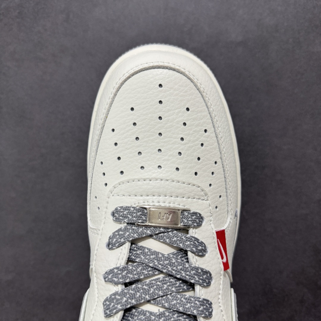 【定制版】Nike Air Force 1'07 Low 斯图西联名 灰勾灰底红标 空军一号低帮休闲板鞋 CS5288-008