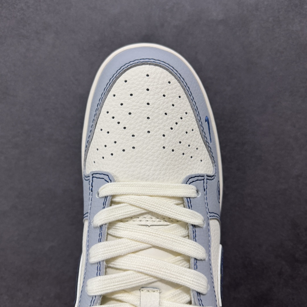 【定制版】Nike SB Dunk Low 斯图西联名 英文蓝勾 周年高端定制 低帮休闲板鞋 XS6089-595