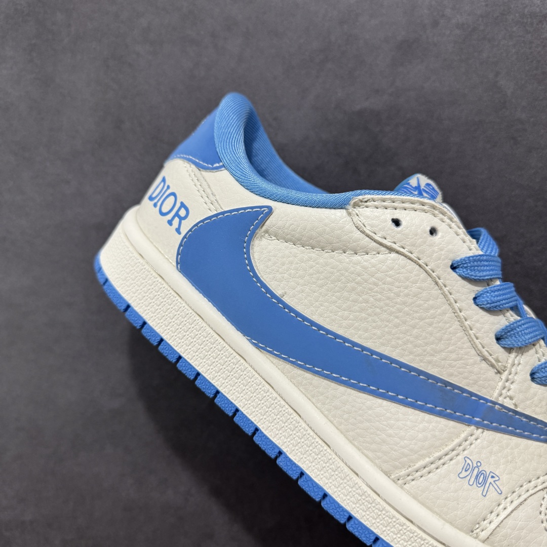 【定制版】Travis Scott x Fragment Design x Air Jordan 1 Low OG SP AJ1 迪奥联名 天蓝米白 低帮文化休闲板鞋 LD2025-028