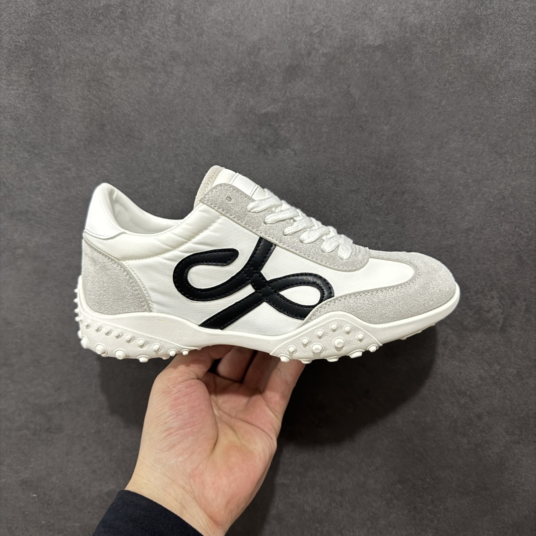 【定制版】新晋潮流鞋靴品牌GGCC夏季新款 5CM内增高【城市脉搏】GG-CC时尚轻量德训户外休闲鞋 夏季踏青舒适度和少女感我都要 撞色鞋面和着地软弹舒适轻便鞋底 日常通勤 户外徒行 甜辣静雅皆可适配~ 舒适度满分:软糯鞋垫!走路不累脚,运动、逛街都能轻松驾驭 货号:G25S2507 尺码:35 36 37 38 39 40-选品中心