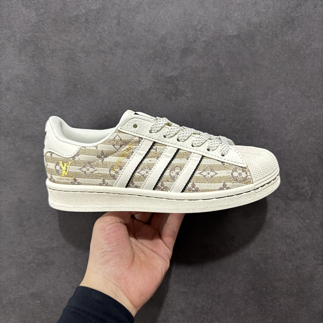  
【定制版】AD Originals Superstar x Louis Vuitton 白黄
采用全