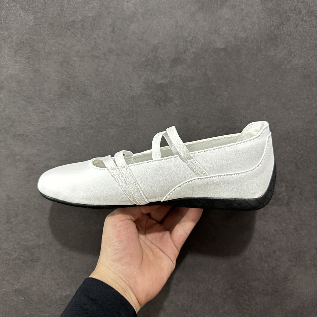 图片[2]-【公司级】Puma Speedcat 舒适百搭 低帮 芭蕾鞋 #朴彩英 rose 同款 白色配色甜酷感拉满 低帮设计超显脚踝纤细，上脚轻盈又舒适。不管日常出街还是运动都适配，防滑耐磨超抗造。 尺码：36 37.5 38 38.5 39 40-选品中心