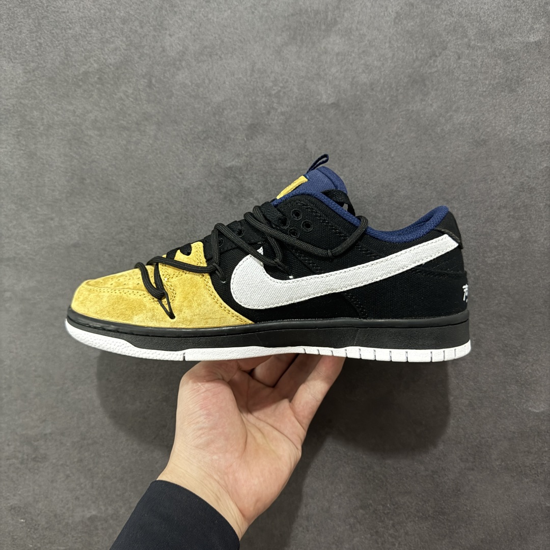 Nk SB Dunk Low 复古低帮板鞋 DX6775-400