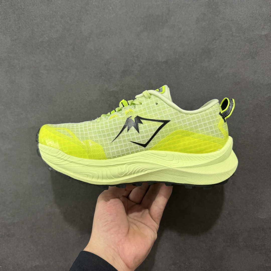 图片[2]-【公司级】Asics Gel-Trabuco Max 3 亚瑟士复古透气休闲鞋缓震男子耐磨跑步鞋  #鞋面采用无缝线鞋面，贴合脚型，穿着舒适；中底360°环绕式GL，提供良好的缓冲性能；  尺码：36 37 37.5 38 39 39.5 40 40.5 41.5 42 42.5 43.5 44 45-选品中心