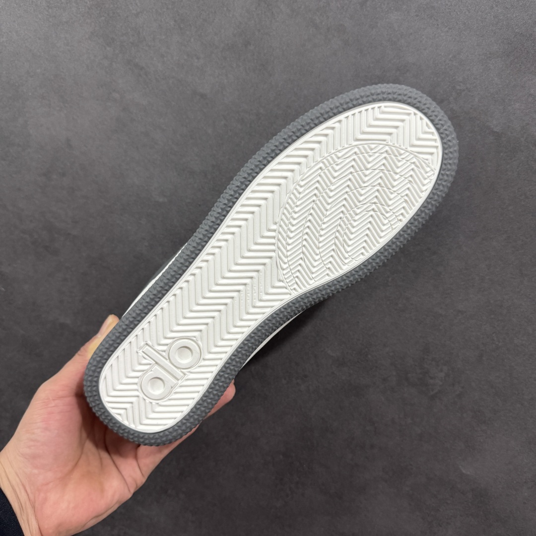 图片[9]-【公司级】alo25ss 春夏新款 拼色小白鞋厚底舒适休闲款 alo比耐克更懂女生！上脚超级百搭！而且超级舒适！是厚底款但是上脚一点都不沉重！ 非常轻便！套上袜套搭配更好看！而且还是明星同款推荐～上脚增高显腿细！ 超级适合我们小个子女生～鞋子整体也是经典的拼色撞色设计搭配鞋面细腻的真皮纹路肌理感！！ 尺码：36 36.5 37.5 38 38.5 39 40 40.5 41 42 42.5 43 44 44.5 45-选品中心