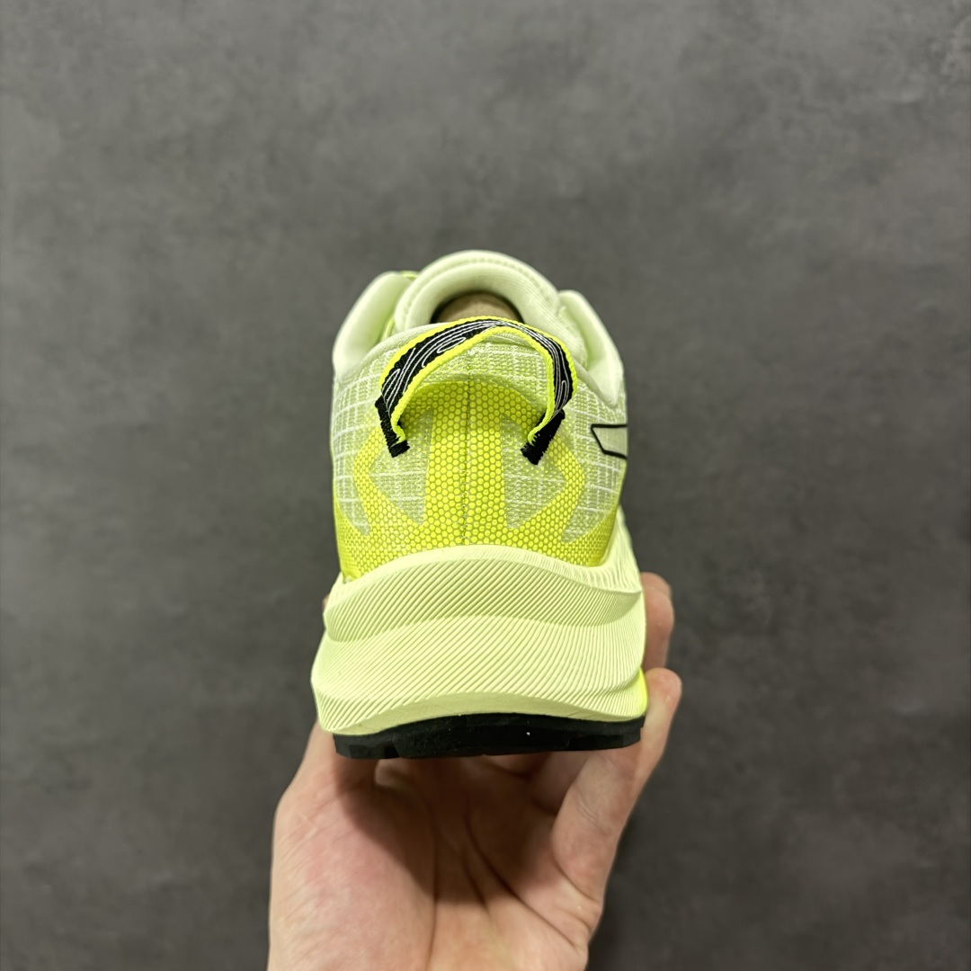 图片[4]-【公司级】Asics Gel-Trabuco Max 3 亚瑟士复古透气休闲鞋缓震男子耐磨跑步鞋  #鞋面采用无缝线鞋面，贴合脚型，穿着舒适；中底360°环绕式GL，提供良好的缓冲性能；  尺码：36 37 37.5 38 39 39.5 40 40.5 41.5 42 42.5 43.5 44 45-选品中心