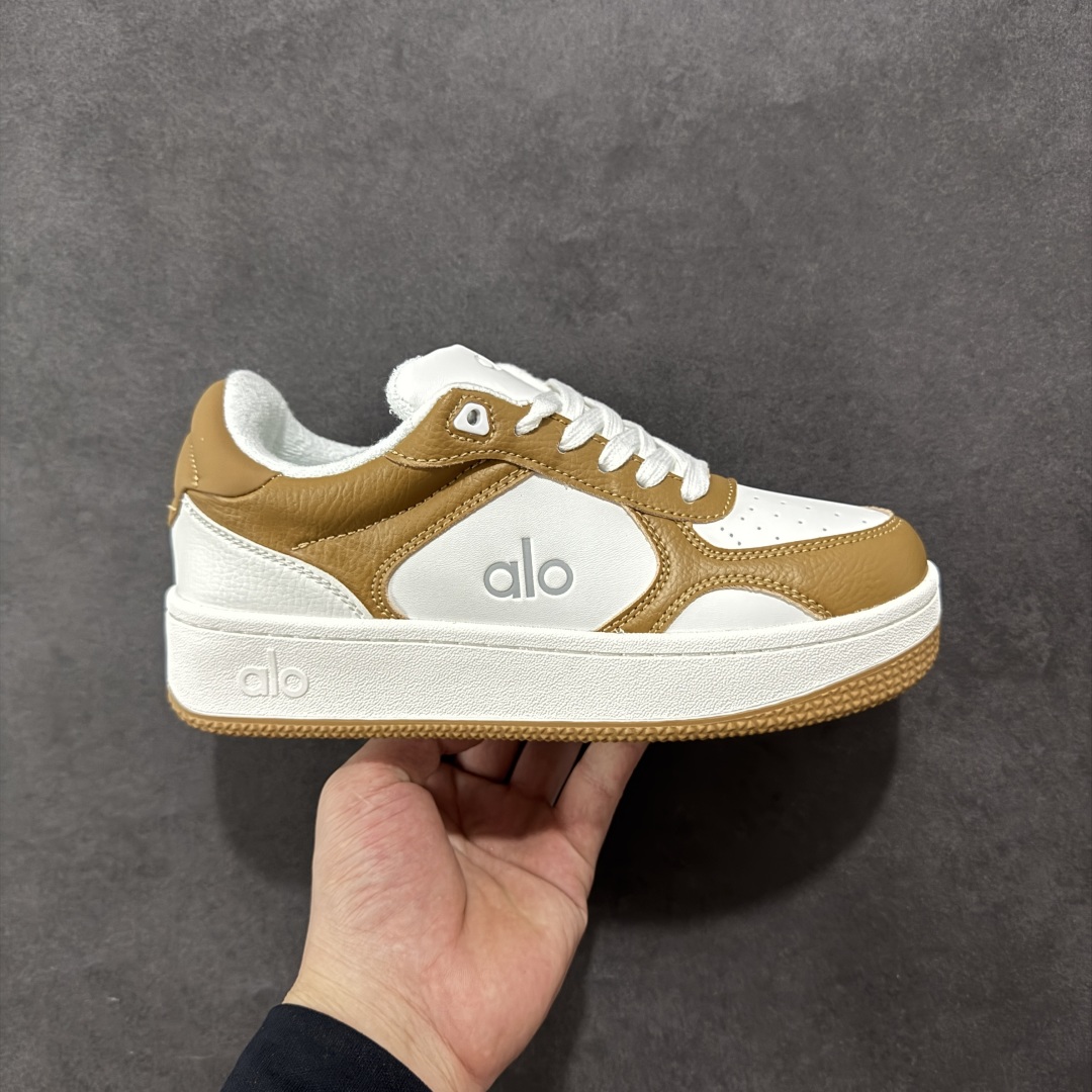 【公司级】alo25ss 春夏新款 拼色小白鞋厚底舒适休闲款 alo比耐克更懂女生！上脚超级百搭！而且超级舒适！是厚底款但是上脚一点都不沉重！ 非常轻便！套上袜套搭配更好看！而且还是明星同款推荐～上脚增高显腿细！ 超级适合我们小个子女生～鞋子整体也是经典的拼色撞色设计搭配鞋面细腻的真皮纹路肌理感！！ 尺码：36 36.5 37.5 38 38.5 39 40 40.5 41 42 42.5 43 44 44.5 45-选品中心