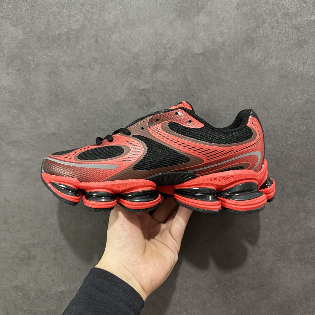 图片[2]-【公司级】New Balance NB2000 舒适百搭防滑耐磨低帮 休闲跑步鞋 New Balance 在近两年的球鞋市场屡出奇招，在经典鞋型保持进一步增长的同时，推出的每一款新鞋型也都有傲人的战绩。在 327、9060 等鞋型获得成功之后，今天 New Balance 家族又迎来了新鲜血液的注入。这双New Balance 2000 依然是融合了新旧元素的跑鞋造型，命名为 2000，或许是它的设计理念有着 Y2K 的血统。最大的亮点，在于这双鞋的中底。外侧以五个ABZORB 单元，带来极具辨识度和冲击力的视觉效果，让这双鞋在外观和脚感方面都颇具吸引力。 尺码：36 37 37.5 38 38.5 39 40 40.5 41 42 42.5 43 44 45-选品中心