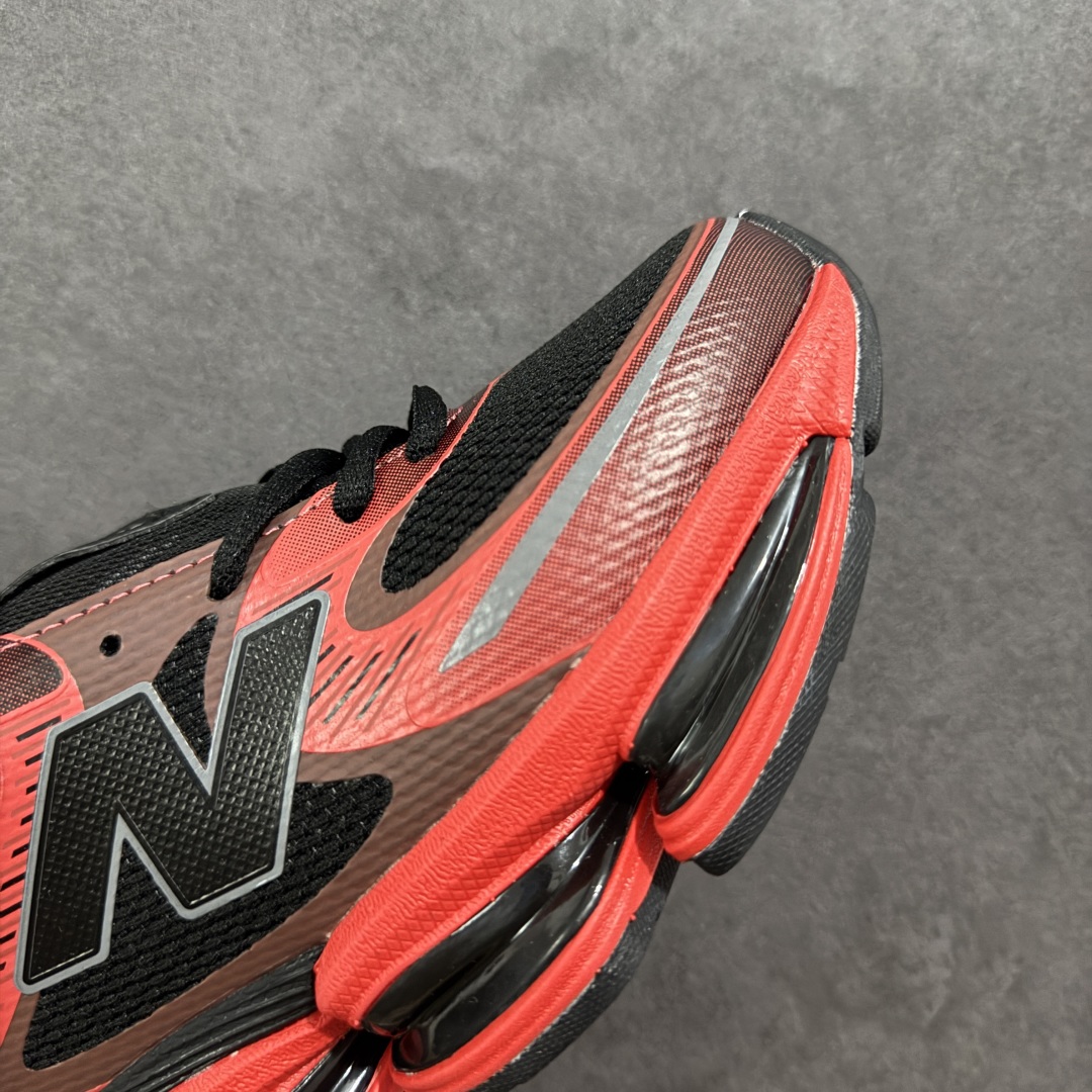 图片[5]-【公司级】New Balance NB2000 舒适百搭防滑耐磨低帮 休闲跑步鞋 New Balance 在近两年的球鞋市场屡出奇招，在经典鞋型保持进一步增长的同时，推出的每一款新鞋型也都有傲人的战绩。在 327、9060 等鞋型获得成功之后，今天 New Balance 家族又迎来了新鲜血液的注入。这双New Balance 2000 依然是融合了新旧元素的跑鞋造型，命名为 2000，或许是它的设计理念有着 Y2K 的血统。最大的亮点，在于这双鞋的中底。外侧以五个ABZORB 单元，带来极具辨识度和冲击力的视觉效果，让这双鞋在外观和脚感方面都颇具吸引力。 尺码：36 37 37.5 38 38.5 39 40 40.5 41 42 42.5 43 44 45-选品中心