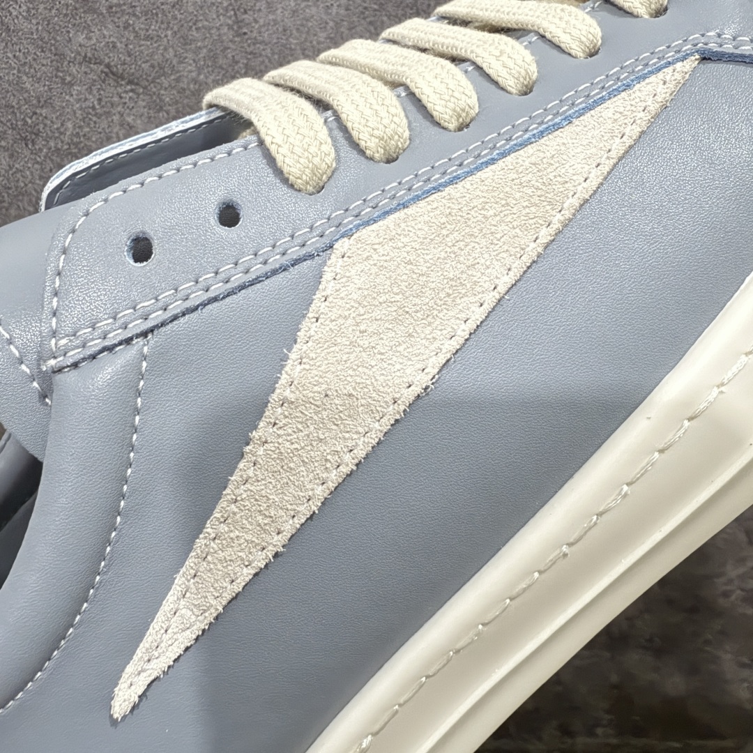 图片[3]-【G版纯原】Rick Owens Edfu 瑞克·欧文斯低帮皮面时尚运动板鞋 雾霾蓝 二级市场已经7K以上 平台客户随意卖四位数 RO广东原厂出品 纯原天花板 原版一比一复刻 冲正绝不翻车 还原度达到百分之98以上 原楦开发纸版版型 ZP拆解原版1：1复模裁片纸版 力求做到0错位 这样才能达到和zp一致的鞋型味道 采用进口cnc数控机床开发对版独家tpu奶香大底 区别于市场所有版本 zp同源全头层粒面小牛皮 达到和zp一致手感 原厂进口细纹布 万邦订购原厂高弹粉红色海绵 内里搭配软质细腻羊皮 TPU高密度大底 软硬度透光度高已经测试和原版一致 尺码：36 37 38 39 40 41 42 43 44 45 46-选品中心