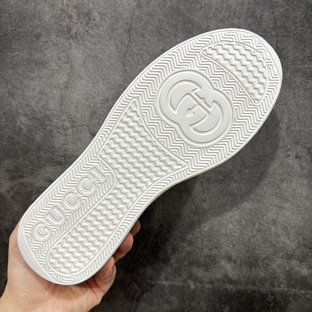 图片[9]-【HS顶级礼盒版】Gucci 2025全新升级版 GG情侣款厚底饼干鞋 小白鞋运动平板鞋 原版原色，配航空礼盒包装 明星 网红 小红书等必定种草打call❤ 原版定制牛皮面料(经典老花布，穿孔，压纹工艺)，原版底有大Gucci Logo，后跟还有个GG Logo， 原版定制，超柔软牛皮内里，牛皮垫脚👍 5cm*厚底，经典gucci织带 尺码：40-45-选品中心
