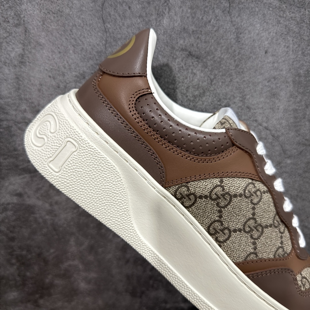 图片[7]-【HS顶级礼盒版】Gucci 2025全新升级版 GG情侣款厚底饼干鞋 小白鞋运动平板鞋 原版原色，配航空礼盒包装 明星 网红 小红书等必定种草打call❤ 原版定制牛皮面料(经典老花布，穿孔，压纹工艺)，原版底有大Gucci Logo，后跟还有个GG Logo， 原版定制，超柔软牛皮内里，牛皮垫脚👍 5cm*厚底，经典gucci织带 尺码：40-45-选品中心