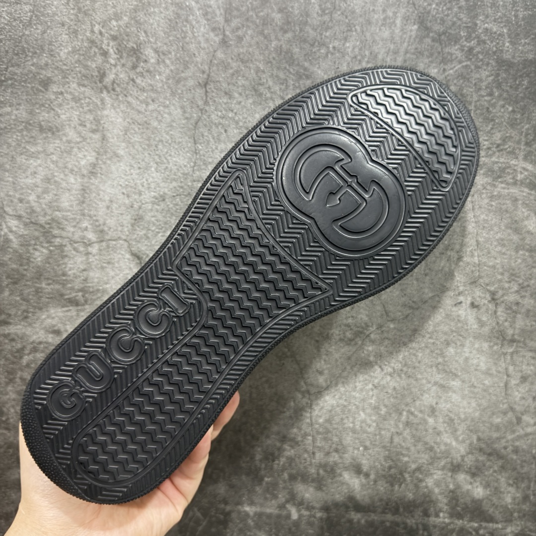 图片[9]-【HS顶级礼盒版】Gucci 2025全新升级版 GG情侣款厚底饼干鞋 小白鞋运动平板鞋 原版原色，配航空礼盒包装 明星 网红 小红书等必定种草打call❤ 原版定制牛皮面料(经典老花布，穿孔，压纹工艺)，原版底有大Gucci Logo，后跟还有个GG Logo， 原版定制，超柔软牛皮内里，牛皮垫脚👍 5cm*厚底，经典gucci织带 尺码：40-45-选品中心