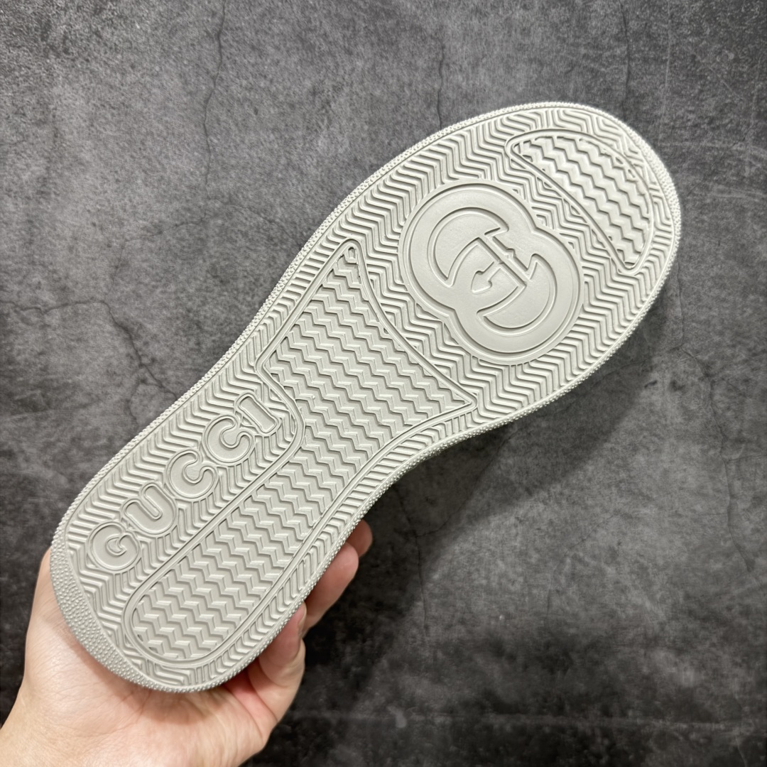 图片[9]-【HS顶级礼盒版】Gucci 2025全新升级版 GG情侣款厚底饼干鞋 小白鞋运动平板鞋 原版原色，配航空礼盒包装 明星 网红 小红书等必定种草打call❤ 原版定制牛皮面料(经典老花布，穿孔，压纹工艺)，原版底有大Gucci Logo，后跟还有个GG Logo， 原版定制，超柔软牛皮内里，牛皮垫脚👍 5cm*厚底，经典gucci织带 尺码：35-39-选品中心