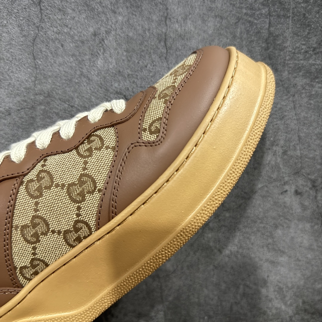 图片[6]-【HS顶级礼盒版】Gucci 2025全新升级版 GG情侣款厚底饼干鞋 小白鞋运动平板鞋 原版原色，配航空礼盒包装 明星 网红 小红书等必定种草打call❤ 原版定制牛皮面料(经典老花布，穿孔，压纹工艺)，原版底有大Gucci Logo，后跟还有个GG Logo， 原版定制，超柔软牛皮内里，牛皮垫脚👍 5cm*厚底，经典gucci织带 尺码：35-45-选品中心