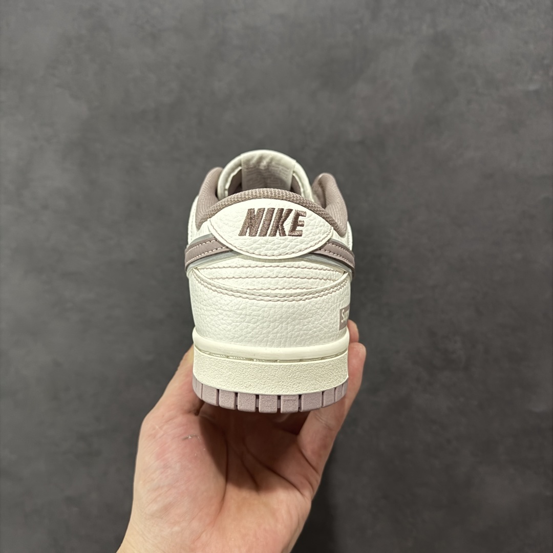 【定制版】Supreme x Nike Dunk Low 藕粉小勾 RM2308-331