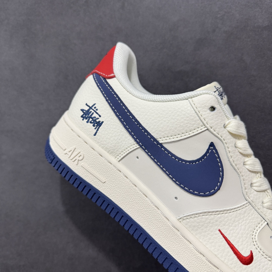【定制版】Nike Air Force 1'07 Low 斯图西联名 米蓝底红尾 空军一号低帮休闲板鞋 JJ2508-716