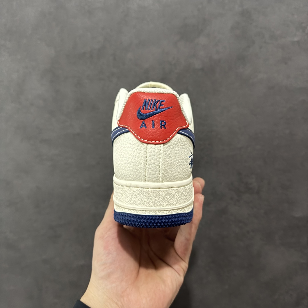 【定制版】Nike Air Force 1'07 Low 斯图西联名 米蓝底红尾 空军一号低帮休闲板鞋 JJ2508-716