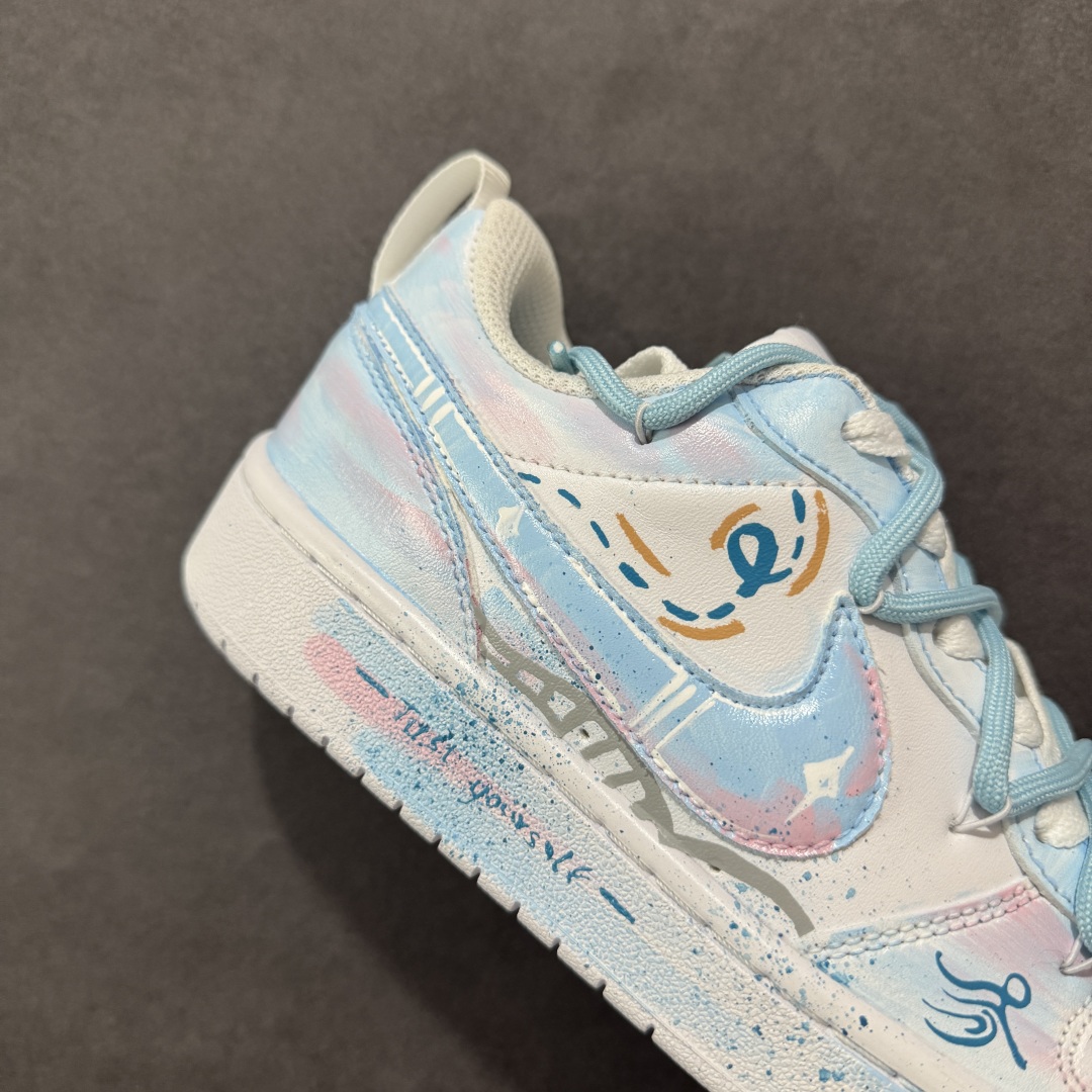 【定制球鞋]Nike Court Borough “蓝影逸姿”解构手绘 潮流简约低帮板鞋 BQ5448-215