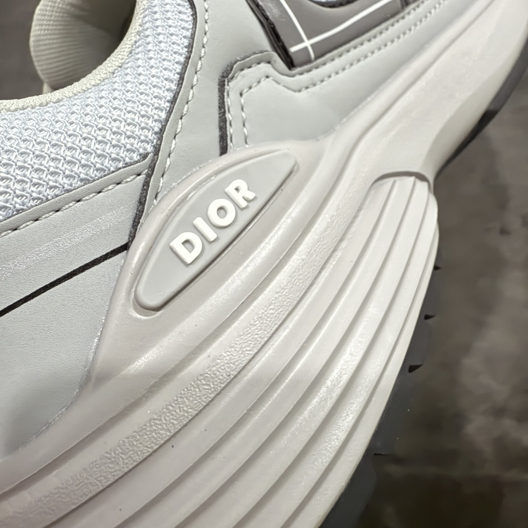 图片[3]-【总裁版】Dior B30 迪奥网眼织物低帮运动休闲鞋 原版开模 海淘专供品质同渠道货源 全套专柜原装配件 该款系列采用黑网色眼织物白和色科技料面精心制 作饰以反光“CD30”图形标志 外格轻盈的刻雕效果橡胶鞋搭底配标志性点的缀提升格调 内弹部力细节塑造想理的舒适穿着体验可与各休式闲造型配搭 彰显尚时现代的运风动范 正常尺码：39 40 41 42 43 44 45-选品中心