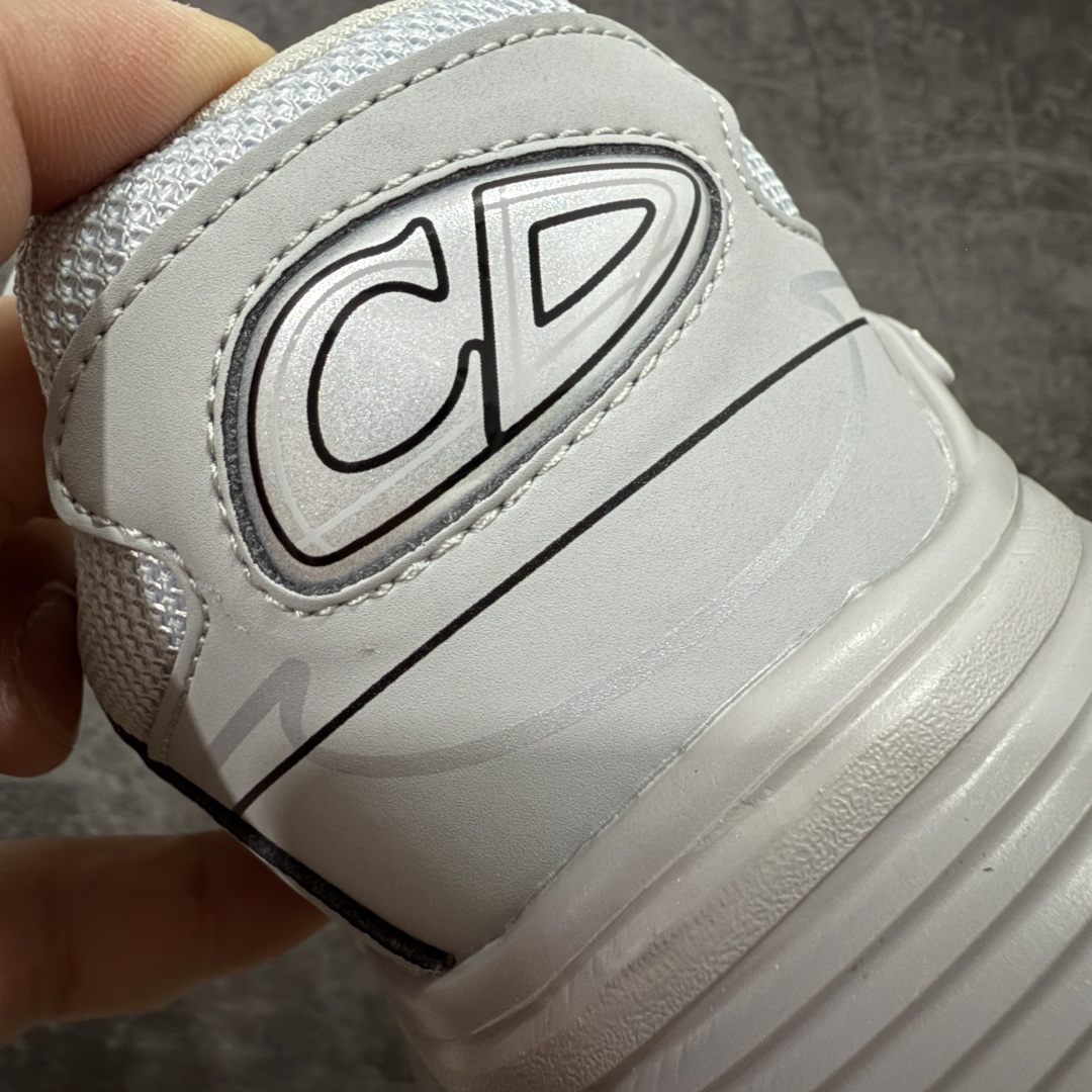 图片[2]-【总裁版】Dior B30 迪奥网眼织物低帮运动休闲鞋 原版开模 海淘专供品质同渠道货源 全套专柜原装配件 该款系列采用黑网色眼织物白和色科技料面精心制 作饰以反光“CD30”图形标志 外格轻盈的刻雕效果橡胶鞋搭底配标志性点的缀提升格调 内弹部力细节塑造想理的舒适穿着体验可与各休式闲造型配搭 彰显尚时现代的运风动范 正常尺码：39 40 41 42 43 44 45-选品中心