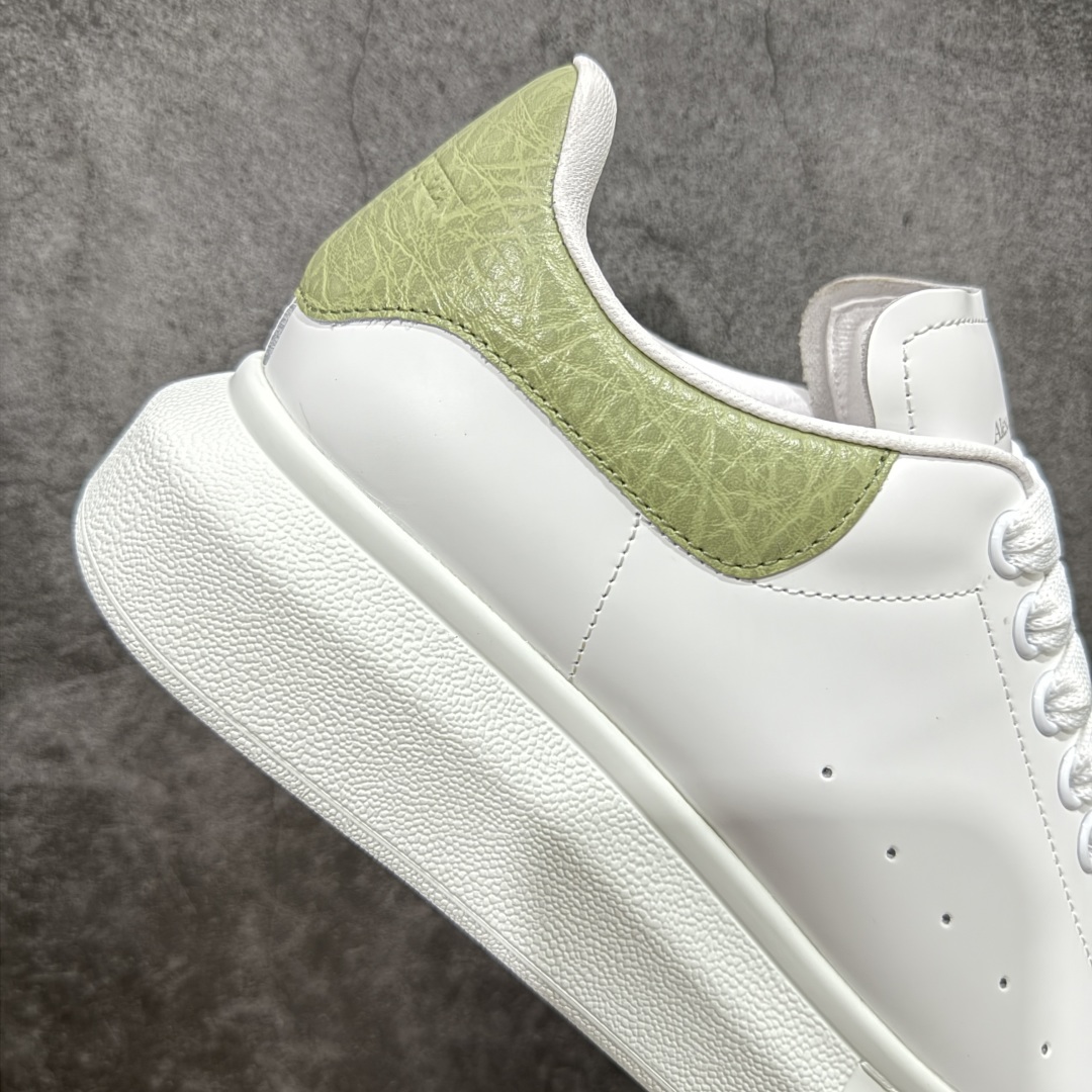 Alexander McQueen/亚历山大麦昆 松糕鞋厚底增高小白鞋 金尾