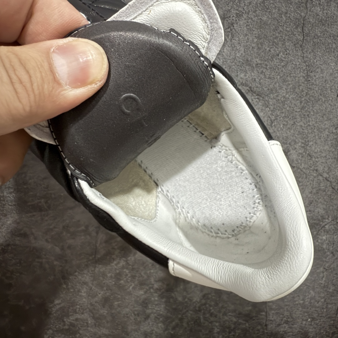 图片[7]-【顶级外贸版】CHANEL/香奈儿 东莞大厂工艺 2024新款小香风麂皮圆头熊猫菱格 官方最新花纹礼盒顶级包装官方同步 Chanel 香奈儿最新菱格小球鞋 四季百搭 coco女孩必入 隐藏款网球鞋 秀气高级好看 非常舒适！ 鞋面原版定制胎牛油皮 牛反绒 原版进口透气绒布 小羊皮内里 原版开模碎钉钉橡胶 原厂TPU组合大底 尺码：35 36 37 38 39 40 41 42 43 44 45 46 47-选品中心