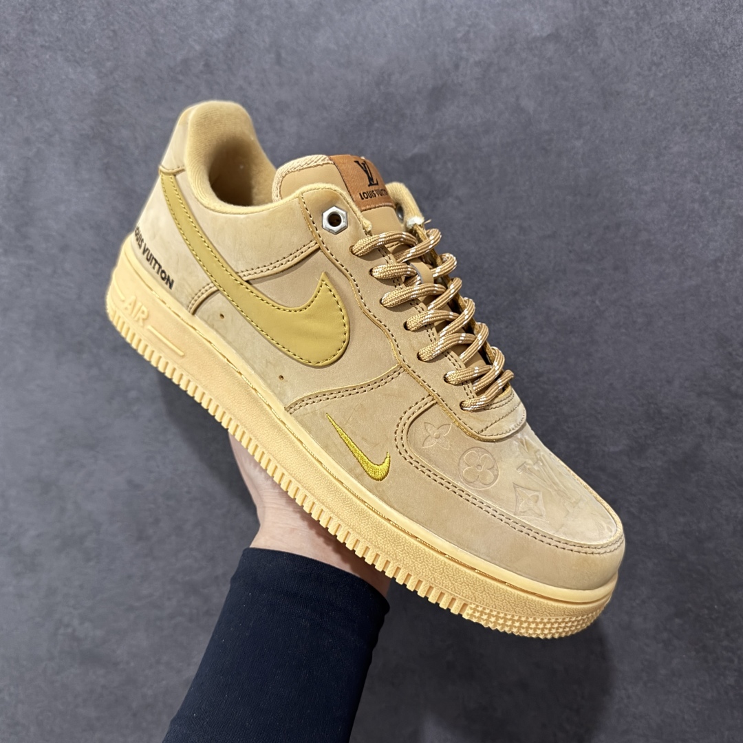  
【定制版】LV x Nike Air Force 1'07 Low 驴牌印花小麦色 空军一号低帮休闲