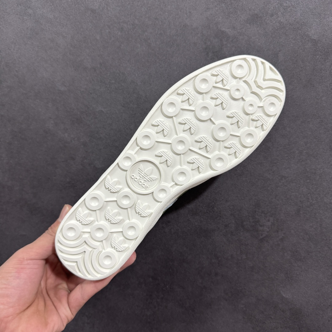  
【定制版】AD Originals Gazelle INdoor x GUCCI
三叶草休闲防滑耐磨