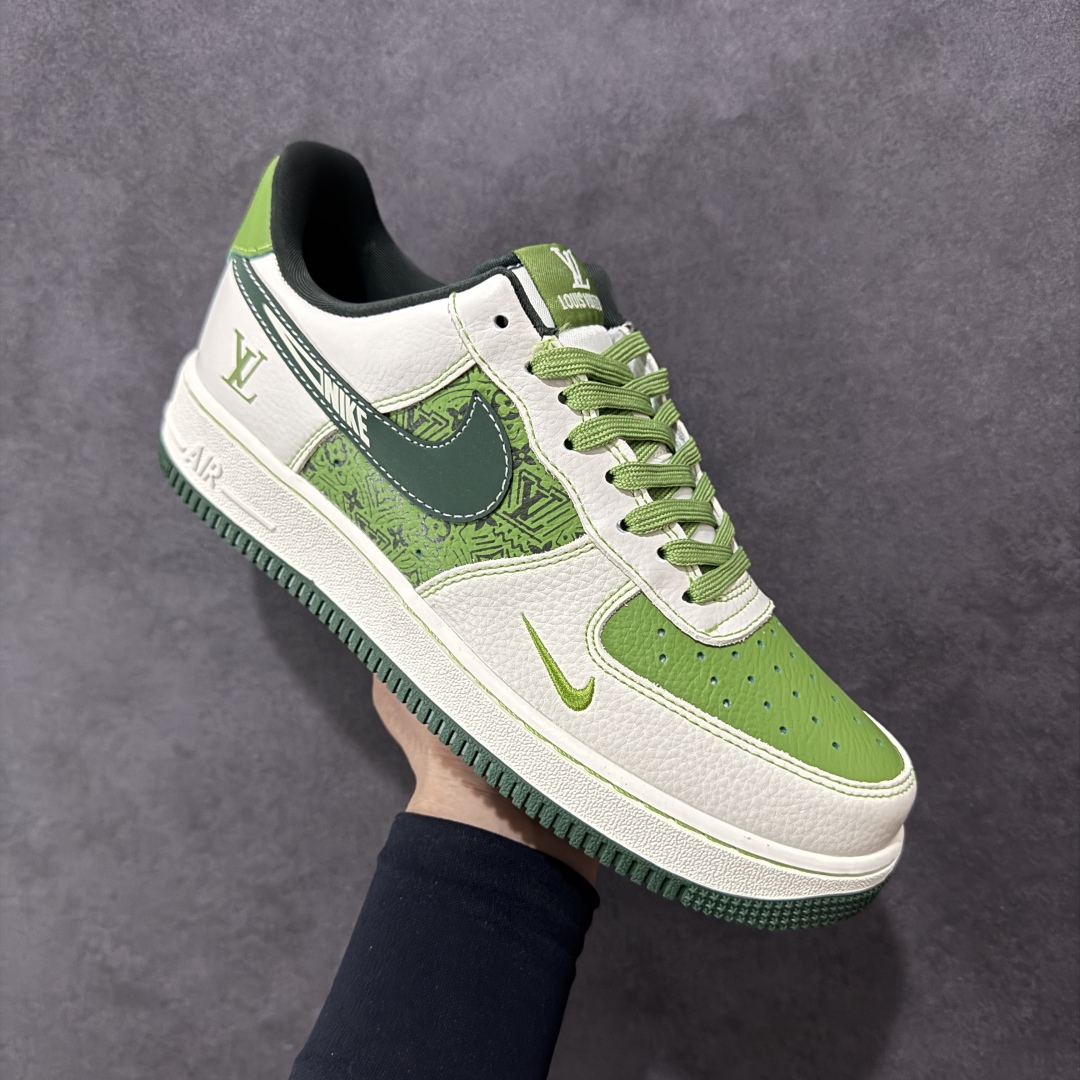  
【定制版】Nike Air Force 1 Low 07 x Louis Vuitton 白绿小钩
