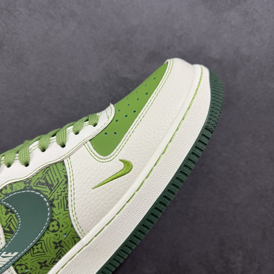  
【定制版】Nike Air Force 1 Low 07 x Louis Vuitton 白绿小钩
