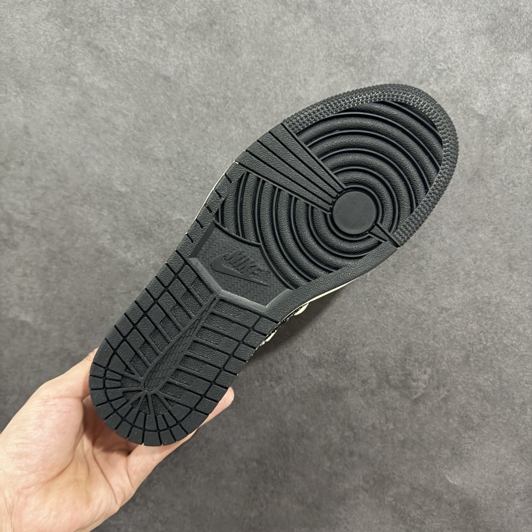 【定制版】Travis Scott x Fragment Design x Air Jordan 1