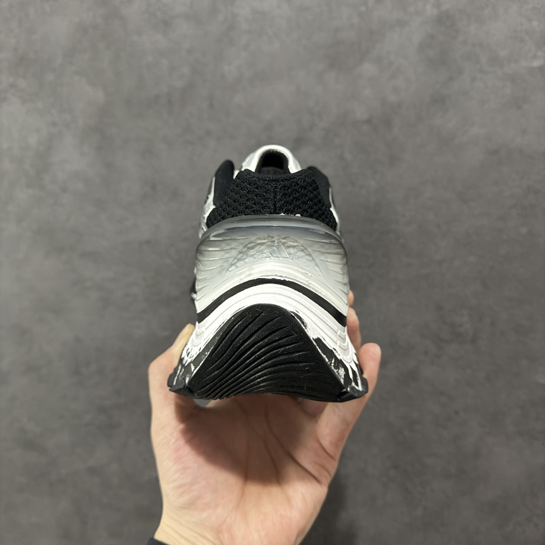 图片[4]-【公司级】Adidas Vento XLG MTW 脉冲系列 复古休闲老爹鞋 官方同步上架 鞋面是透气网面和皮革拼接 脚感轻盈 不闷汗 每次穿着跑步都感觉脚底在自由呼吸 鞋底是adidas经典的防滑设计 纹路很深 抓地力超稳 低帮设计很显脚踝纤细 却不失满满的包围安全感 货号： KI0576  尺码：35.5 36 36.5 37 38 38.5 39 40 40.5 41 42 42.5 43 44 45-选品中心