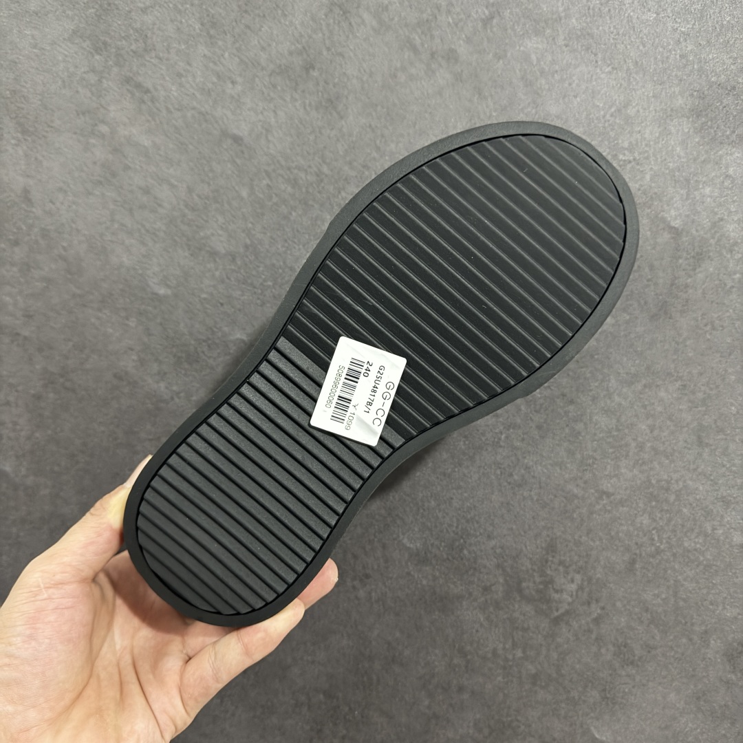 图片[9]-【公司级】新晋潮流鞋靴品牌GGCC夏季新款 4.5cm厚底【银河微光】陈都灵同款 GG-CC 厚底jk芭蕾舞 法式玛丽珍单鞋 夏季踏青舒适度和少女感我都要 金属方扣实属摩登小心机 舒适!百搭性!摩登圆润饱满楦头! 纹裂金属牛皮!柔韧有型!光泽雅致 羊皮革垫脚!亲肤细腻!透气舒爽! 优化比例!视觉增高! 橡胶大底止滑耐磨步稳回弹! 给#女生的宝藏休闲鞋 货号：G25U4817 尺码：35 36 37 38 39 40-选品中心